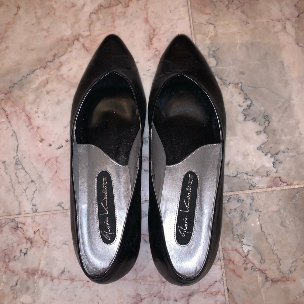 Black Gloria Vanderbilt Black Leather Low Heels